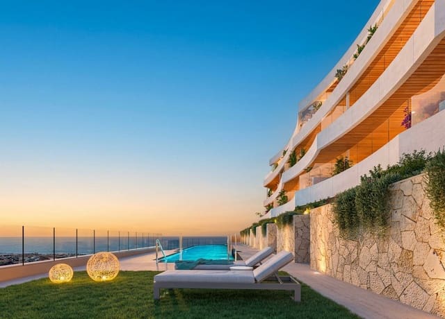 3 makuuhuone Huoneisto myytävänä paikassa Rincón de la Victoria mukana uima-altaan - 487 000 € (Ref: 9730964)