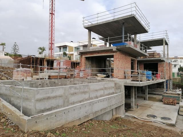 5 quarto Casa em Banda para venda em El Faro de Calaburra - Chaparral, Mijas com piscina - 2 275 000 € (Ref: 9730980)