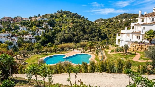 2 chambre Appartement à vendre à Casco Antiguo, Marbella avec piscine - 510 000 € (Ref: 9730989)