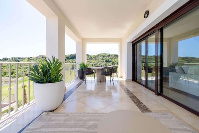 3 sypialnia Bungalow na sprzedaż w Centro, Estepona z basenem - 564 325 € (Ref: 9731020)