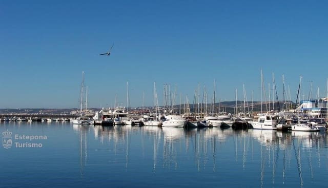 3 makuuhuone Huoneisto myytävänä paikassa Centro, Estepona mukana uima-altaan - 782 700 € (Ref: 9731036)