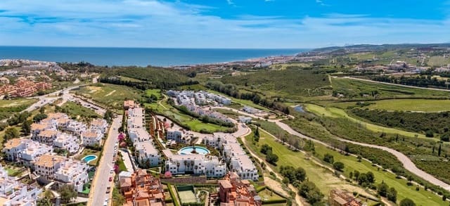 3 sypialnia Apartament na sprzedaż w Casares Pueblo, Casares z basenem - 565 000 € (Ref: 9731056)