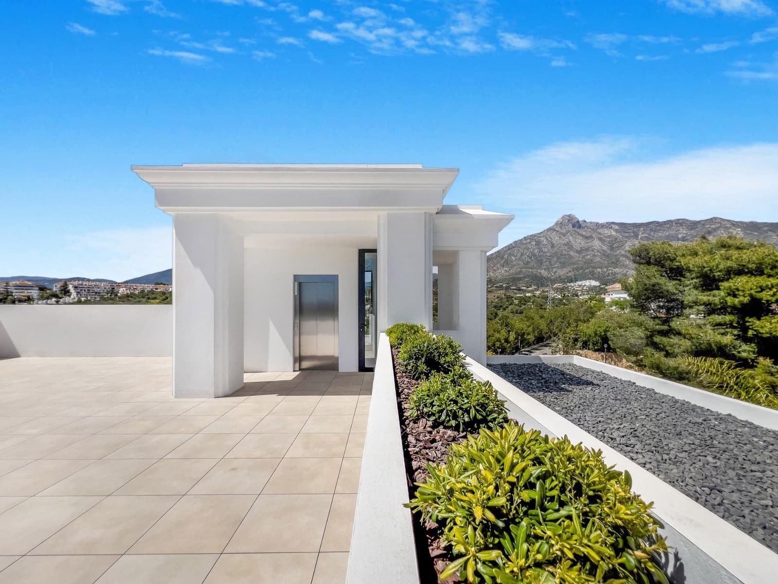 6 soverom Villa til salgs i Marbella med svømmebasseng - € 6 400 000 (Ref: 9731066)