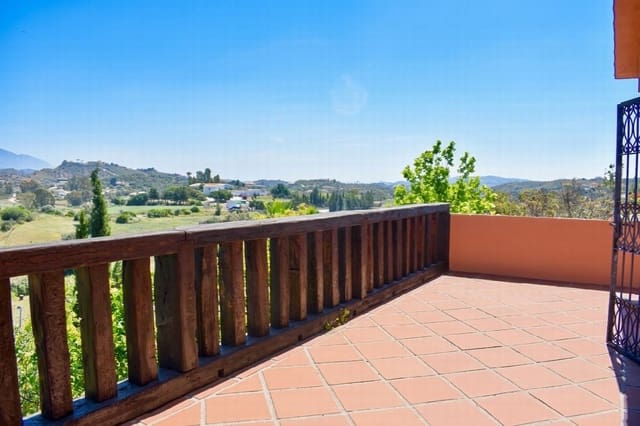4 sovrum Villa till salu i Entrerrios, Mijas med pool - 1 195 000 € (Ref: 9731157)