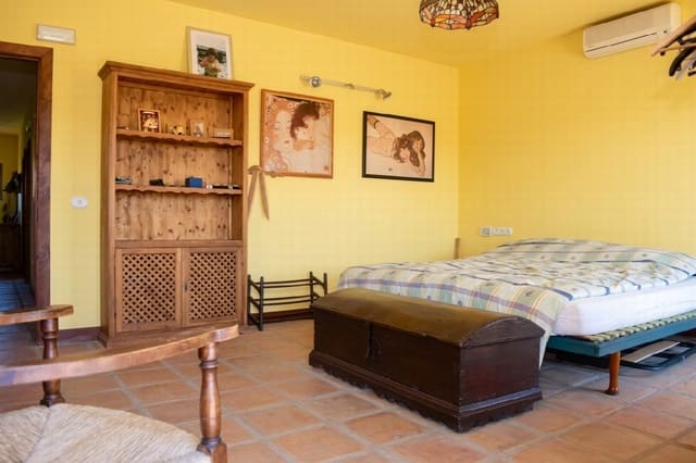 4 sovrum Villa till salu i Entrerrios, Mijas med pool - 1 195 000 € (Ref: 9731157)