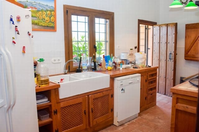 4 sovrum Villa till salu i Entrerrios, Mijas med pool - 1 195 000 € (Ref: 9731157)