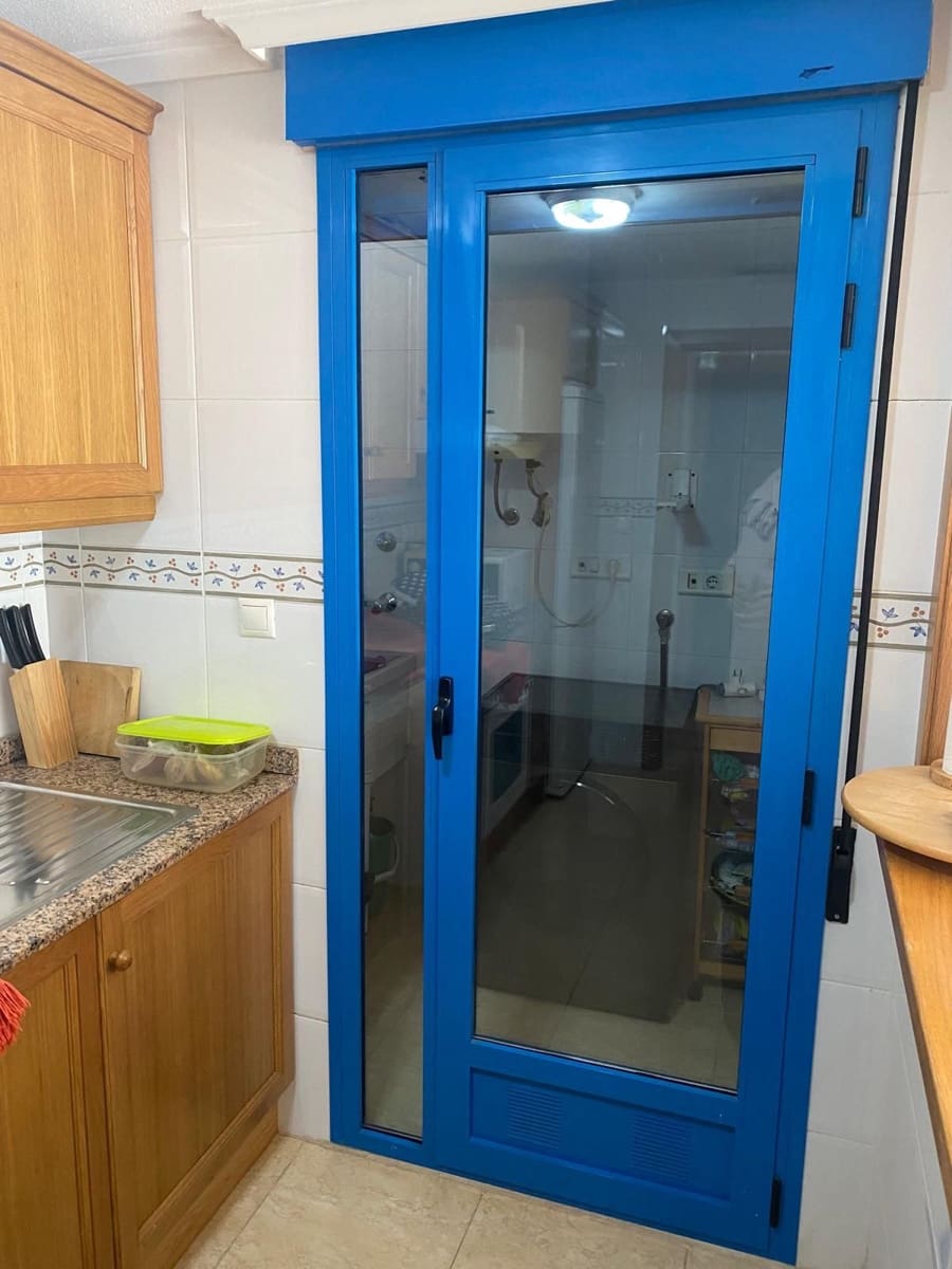 2 soverom Leilighet til salgs i Guardamar del Segura med svømmebasseng - € 169 000 (Ref: 9731929)