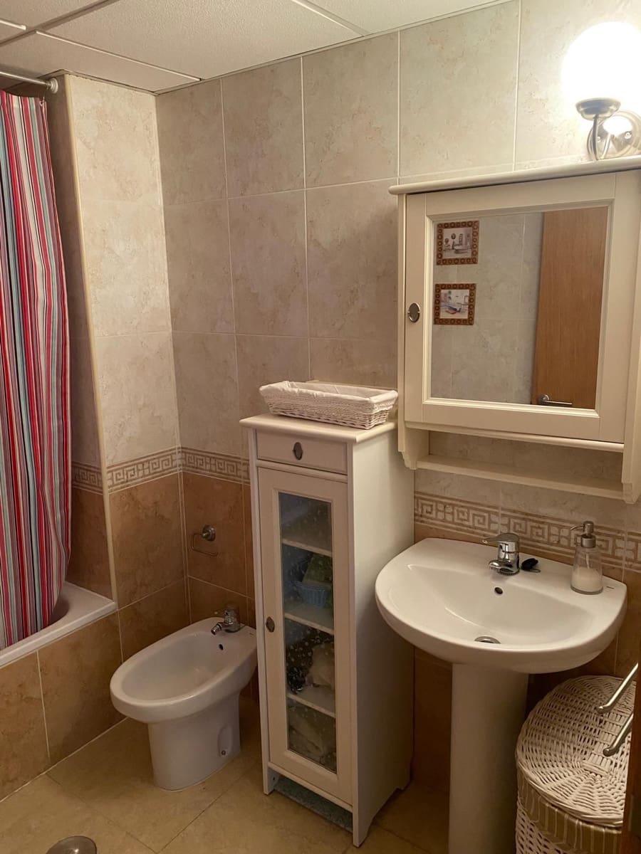 2 soverom Leilighet til salgs i Guardamar del Segura med svømmebasseng - € 169 000 (Ref: 9731929)