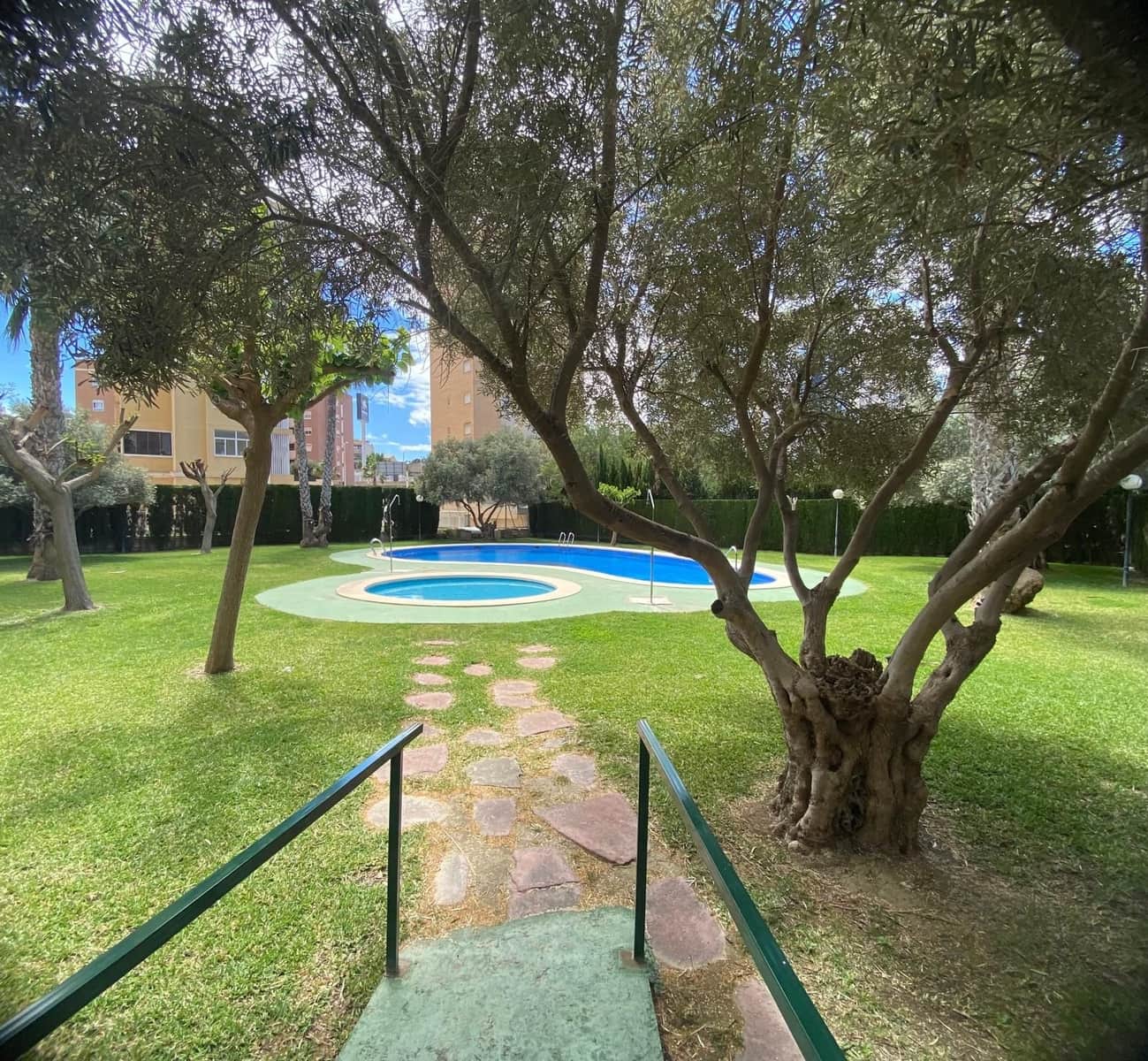 2 soverom Leilighet til salgs i Guardamar del Segura med svømmebasseng - € 169 000 (Ref: 9731929)