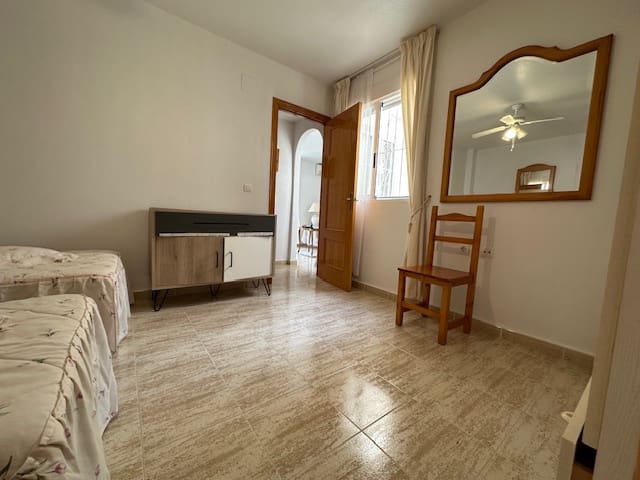 2 chambre Appartement à vendre à Torrevieja - 190 000 € (Ref: 9731938)