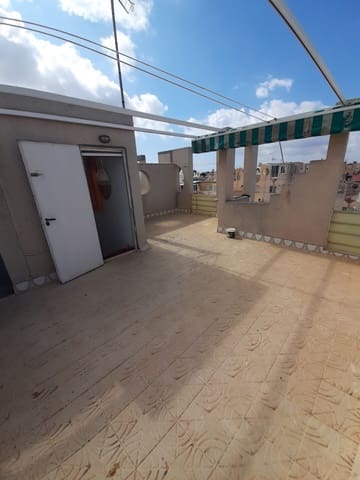 4 camera da letto Casa in vendita in El Chaparral - La Siesta - La Torreta, Torrevieja con piscina - 199.000 € (Rif: 9731943)