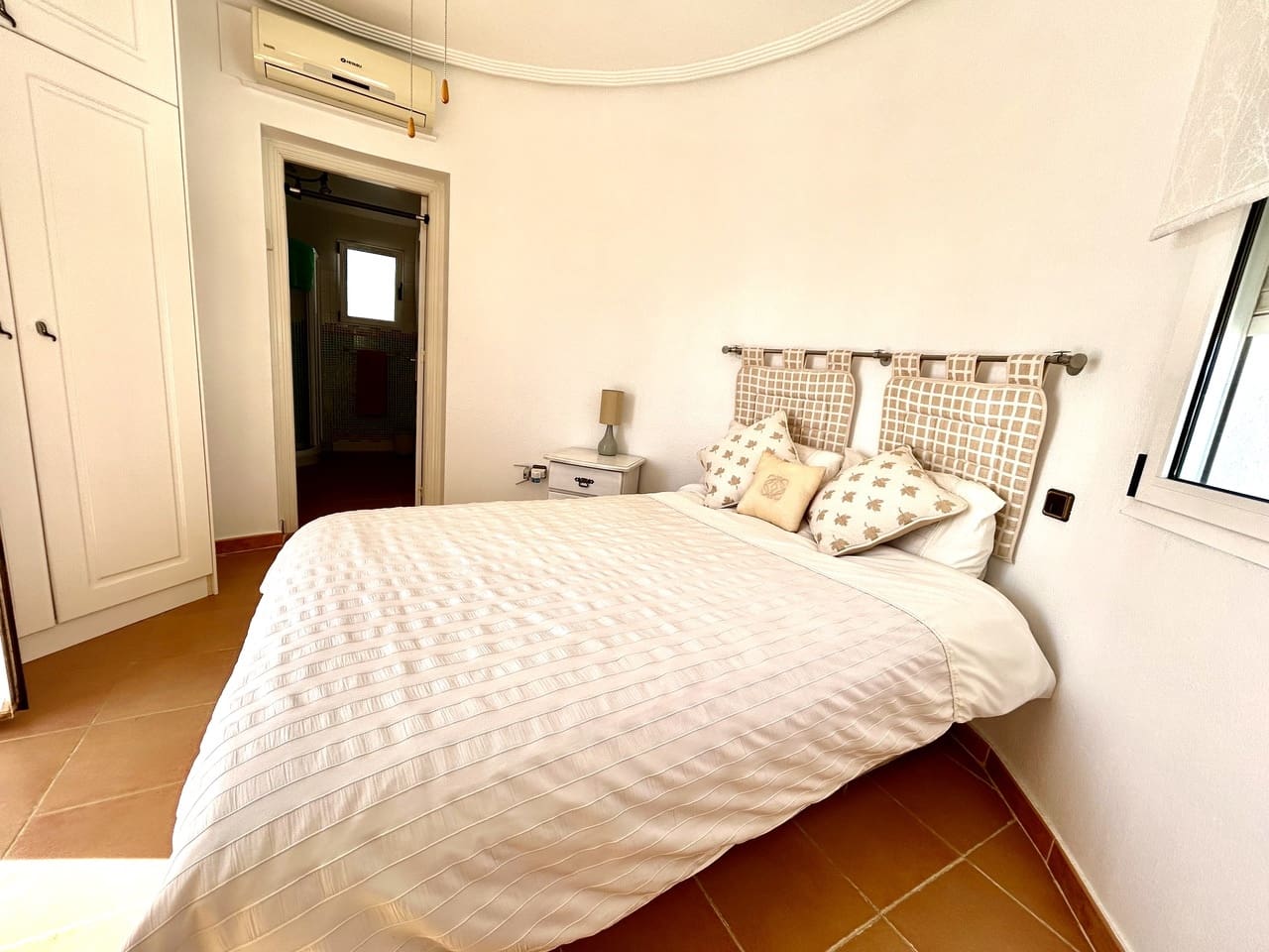 4 bedroom Villa for sale in Pinar de Campoverde with garage - € 460,000 (Ref: 9731950)