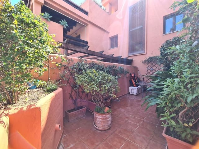 1 soveværelse Strandlejlighed til salg i Centro, Estepona - € 363.500 (Ref: 9731953)