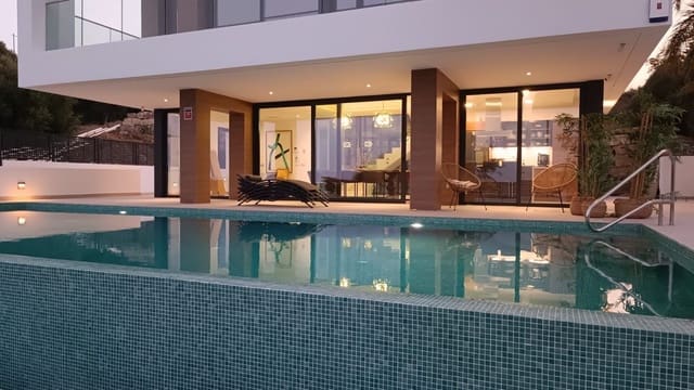 3 chambre Villa/Maison à vendre à Valle Romano Golf, Estepona - 1 440 000 € (Ref: 9731956)