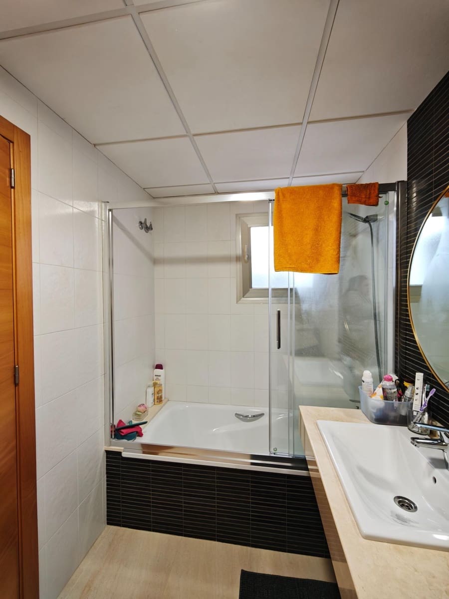 Apartamento de 2 habitaciones en San Miguel de Salinas en venta con piscina garaje - 199.000 € (Ref: 9735409)