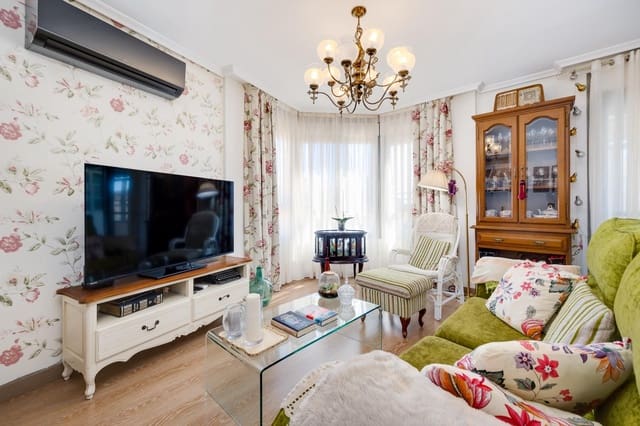 2 soverom Penthouse til salgs i Puerto Deportivo, Torrevieja - € 215 000 (Ref: 9735411)