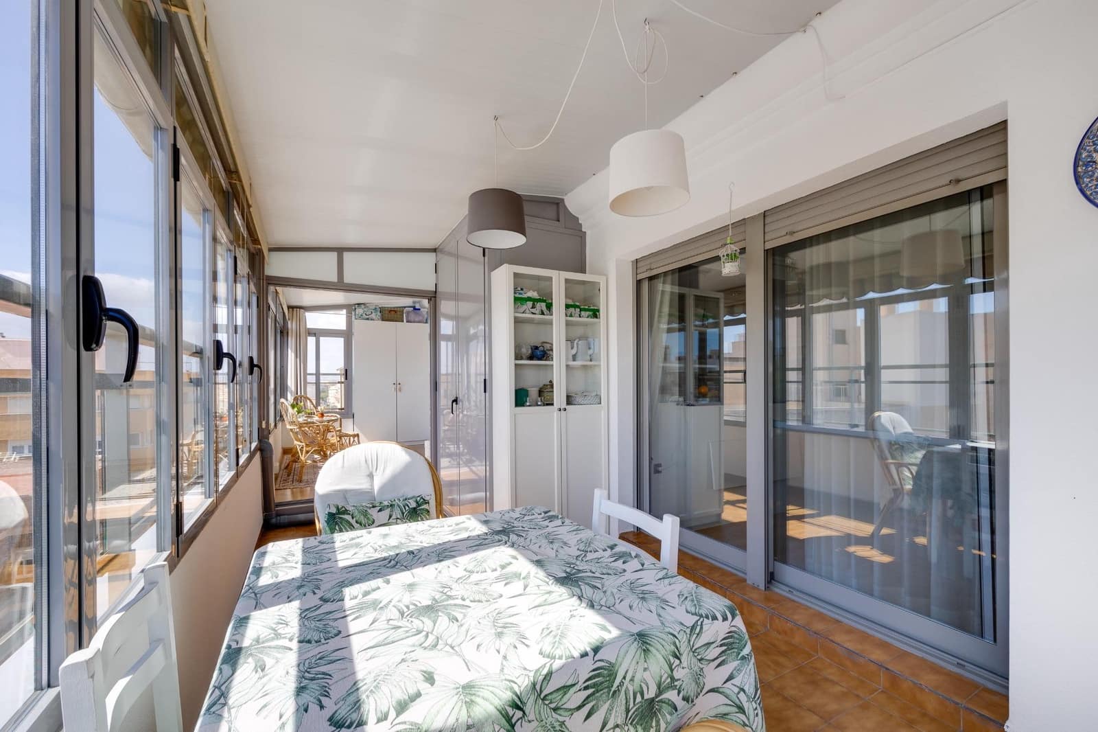 2 soverom Penthouse til salgs i Torrevieja - € 215 000 (Ref: 9735411)