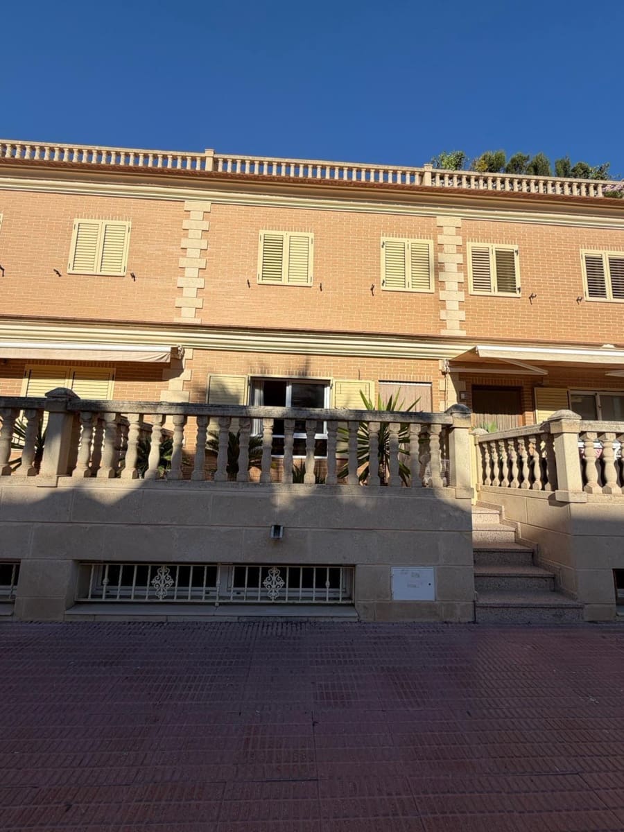 3 soveværelse Byhus til salg i Guardamar del Segura - € 360.000 (Ref: 9735414)