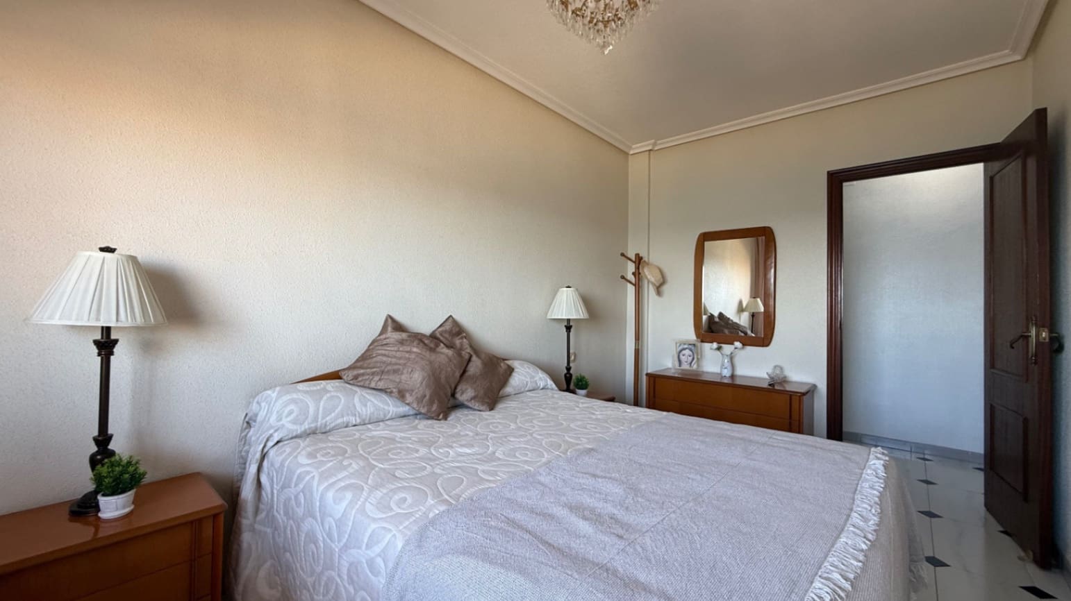 3 quarto Apartamento para venda em Torrevieja - 324 000 € (Ref: 9735422)