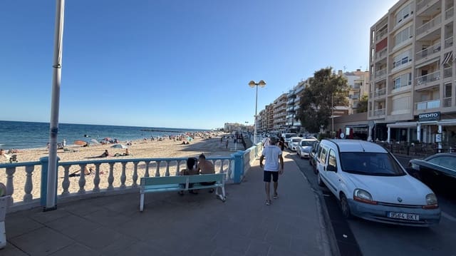 3 sovrum Strandlägenhet till salu i Torrevieja - 324 000 € (Ref: 9735422)