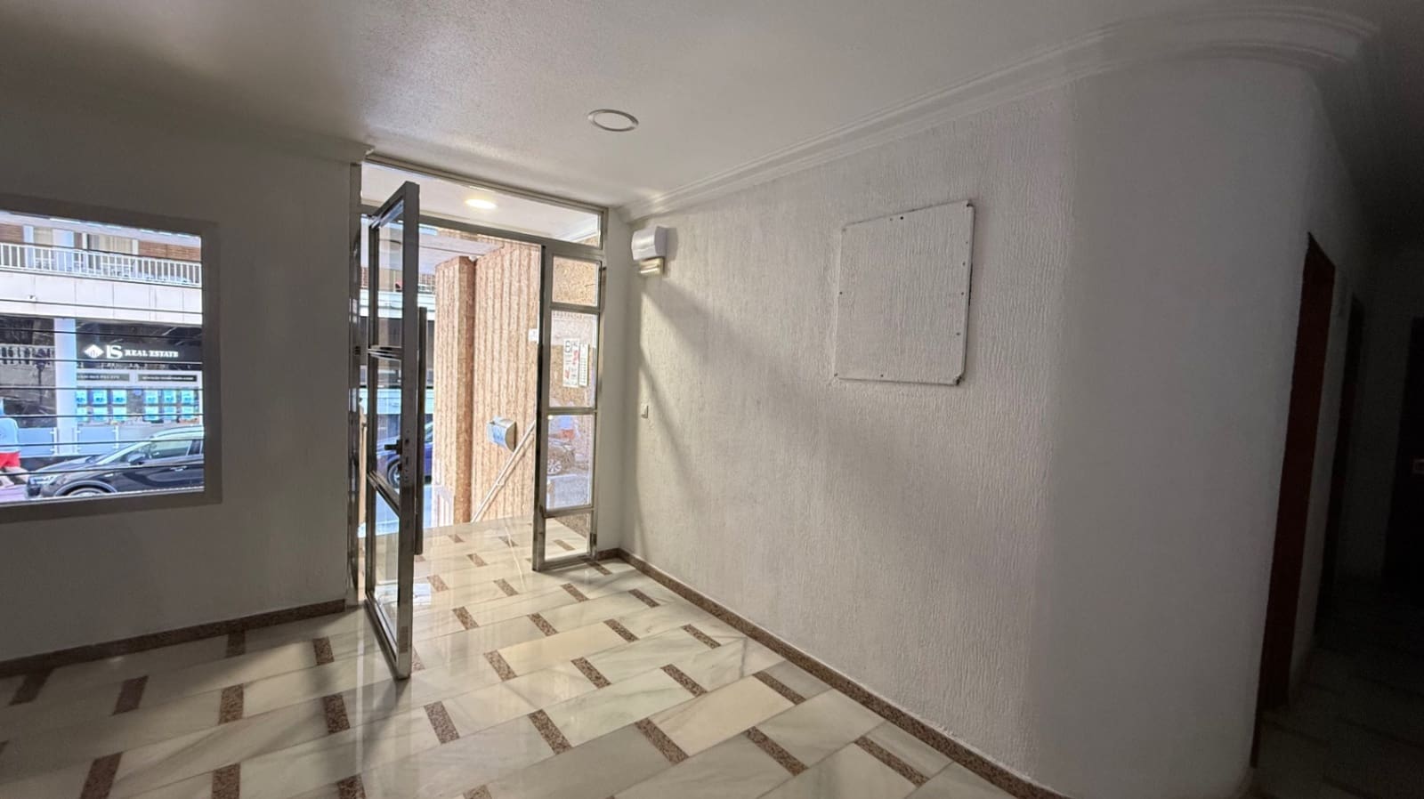 3 quarto Apartamento para venda em Torrevieja - 324 000 € (Ref: 9735422)