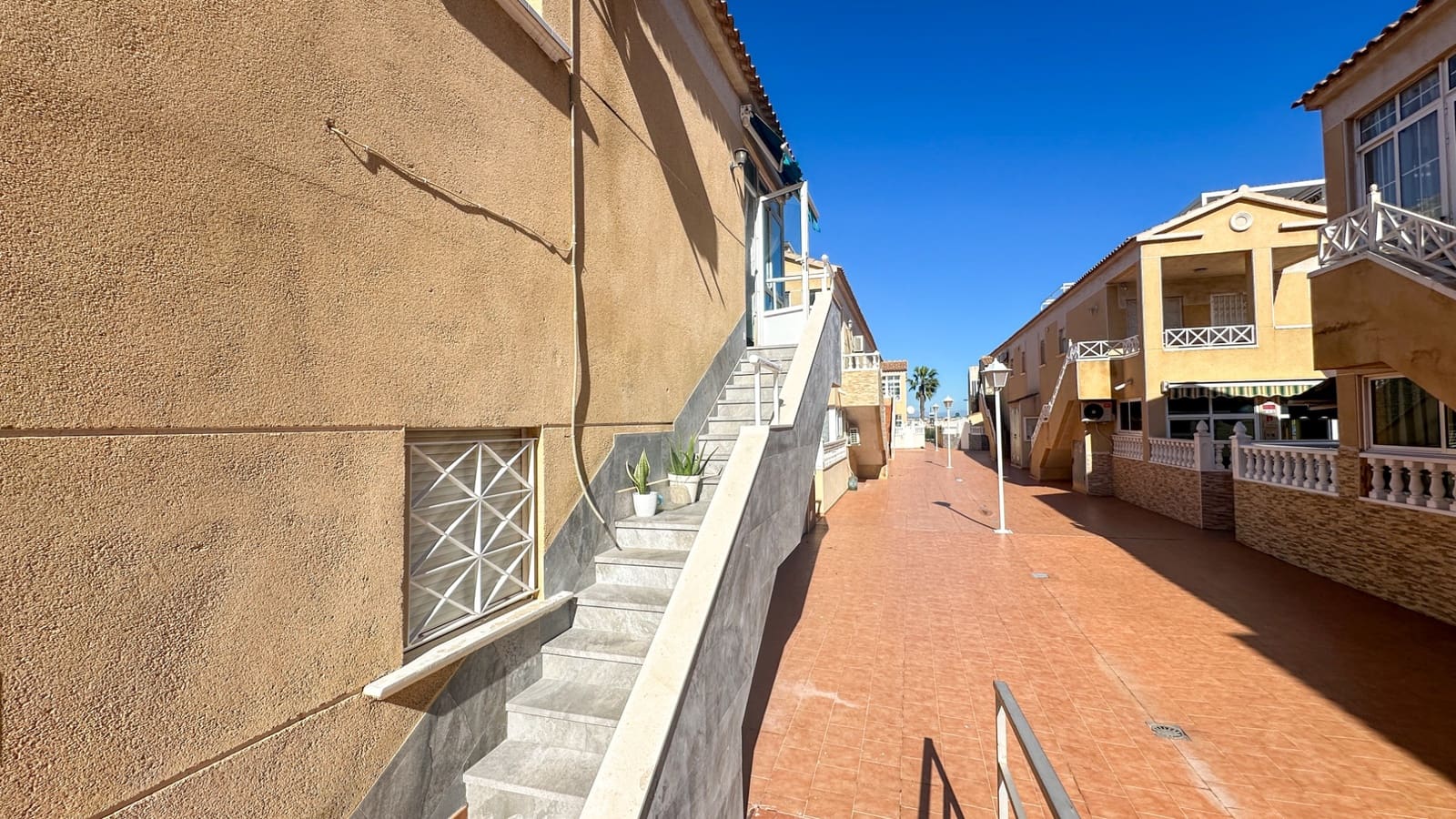 2 chambre Appartement à vendre à Torrevieja avec piscine - 195 000 € (Ref: 9735427)