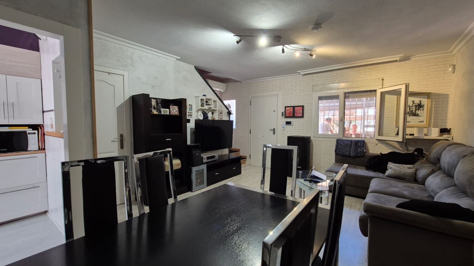 3 soveværelse Byhus til salg i Torrevieja med garage - € 235.000 (Ref: 9735431)