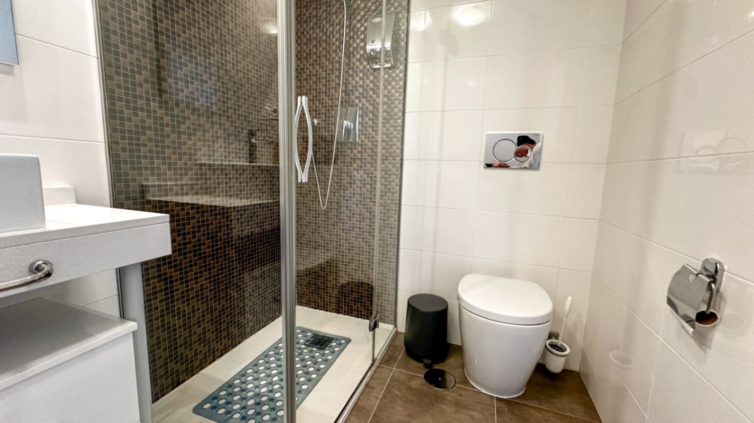 2 slaapkamer Appartement te koop in Torrevieja met garage - € 420.000 (Ref: 9735433)