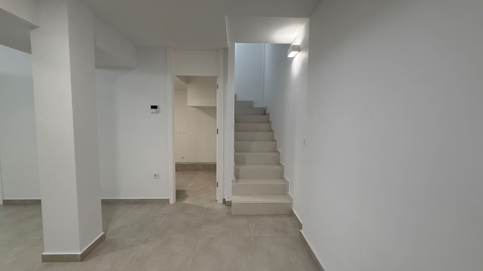 Casa de 5 habitaciones en Orihuela en venta con garaje - 299.900 € (Ref: 9735435)