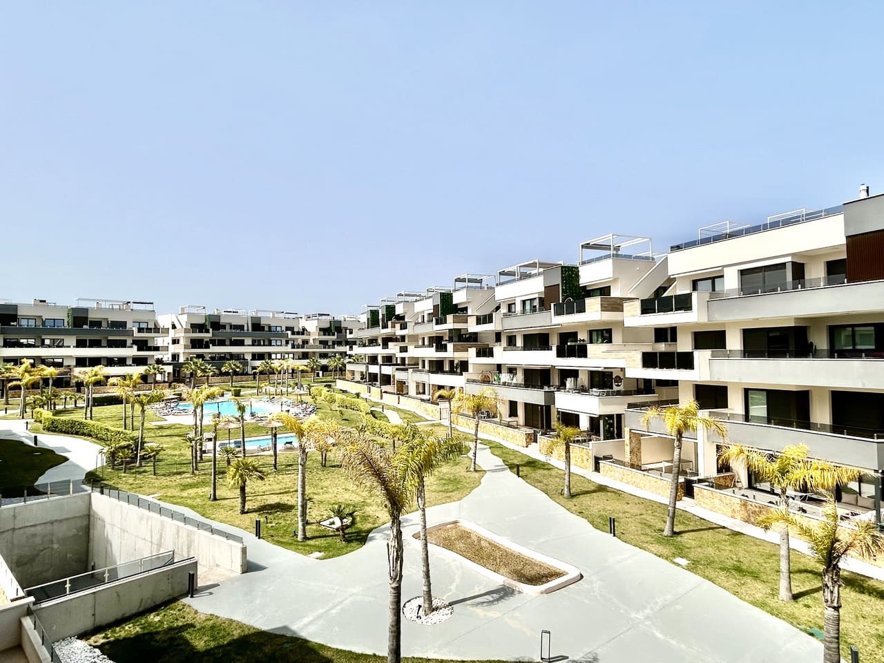 3 soveværelse Lejlighed til salg i Playa Flamenca med garage - € 450.000 (Ref: 9738424)