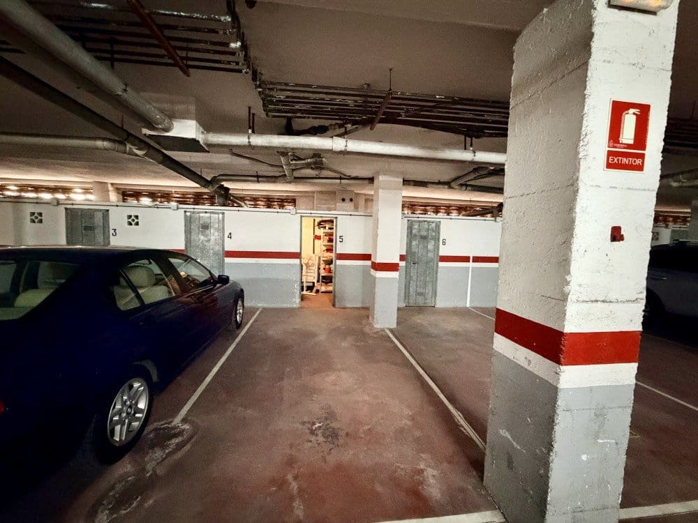 3 bedroom Apartment for sale in Guardamar del Segura with garage - € 229,000 (Ref: 9738425)