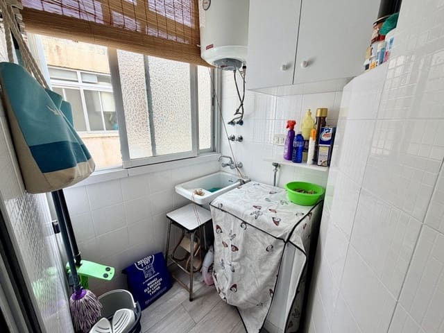 3 soveværelse Strandlejlighed til salg i Zona Pueblo, Guardamar del Segura med garage - € 224.000 (Ref: 9738425)