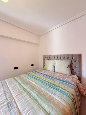 2 makuuhuone Kattohuoneisto myytävänä paikassa Avenida Habaneras - Curva de Palangre, Torrevieja - 265 000 € (Ref: 9738427)