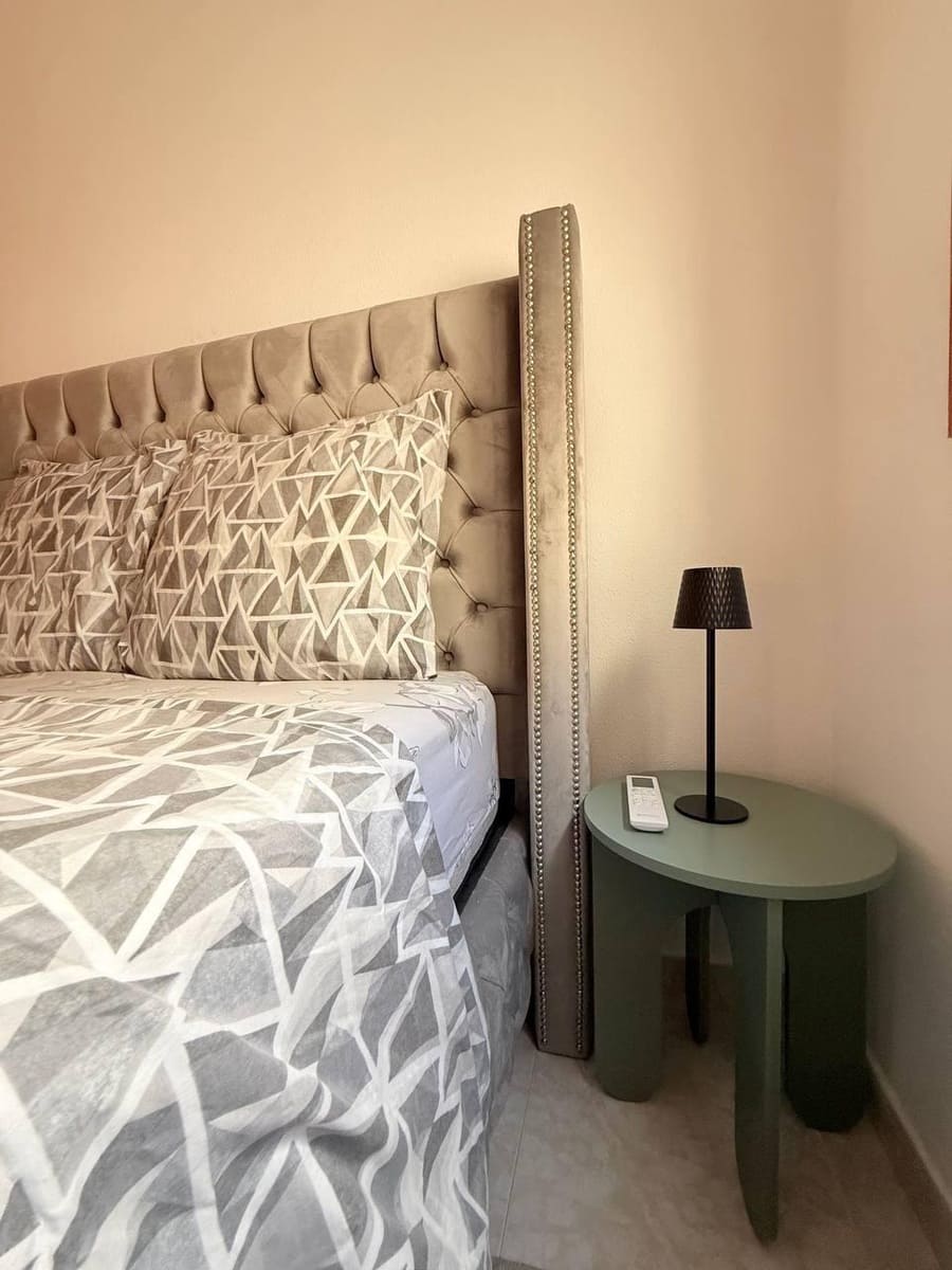 2 sypialnia Penthouse na sprzedaż w Torrevieja - 265 000 € (Ref: 9738427)