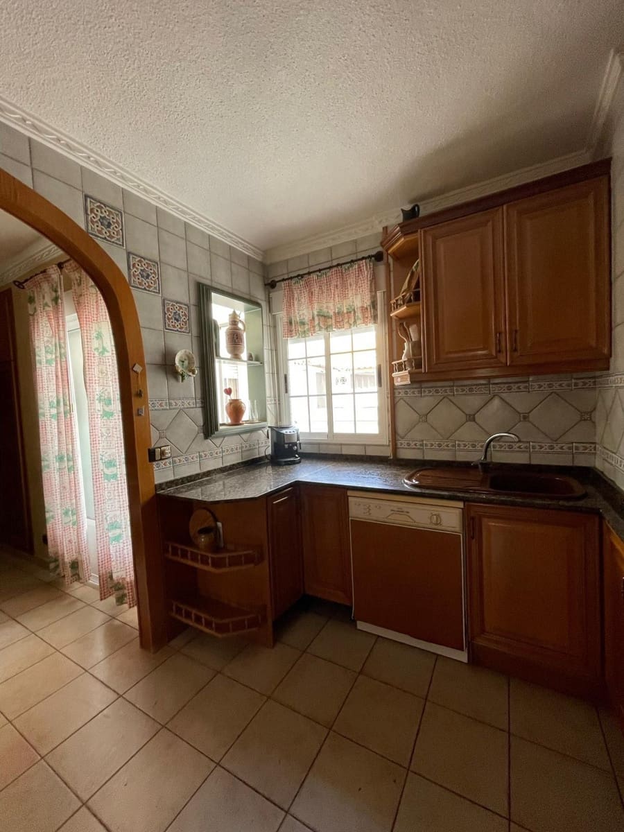 Apartamento de 4 habitaciones en Torrevieja en venta - 474.900 € (Ref: 9738428)