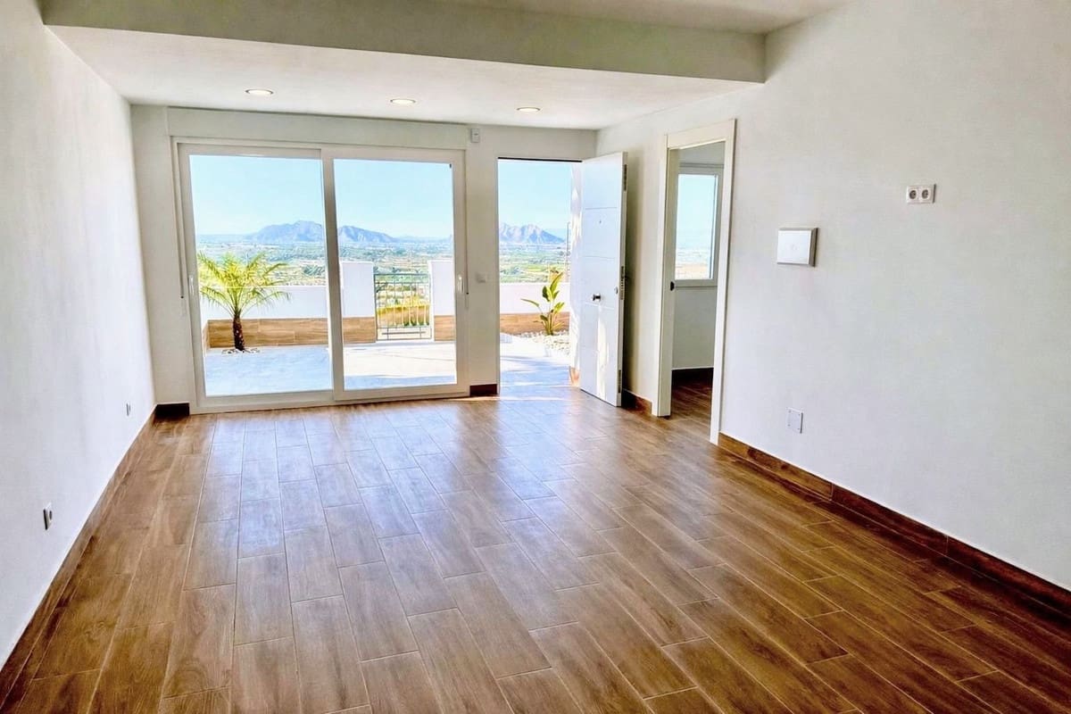 3 soveværelse Villa til salg i Ciudad Quesada med garage - € 249.000 (Ref: 9741672)