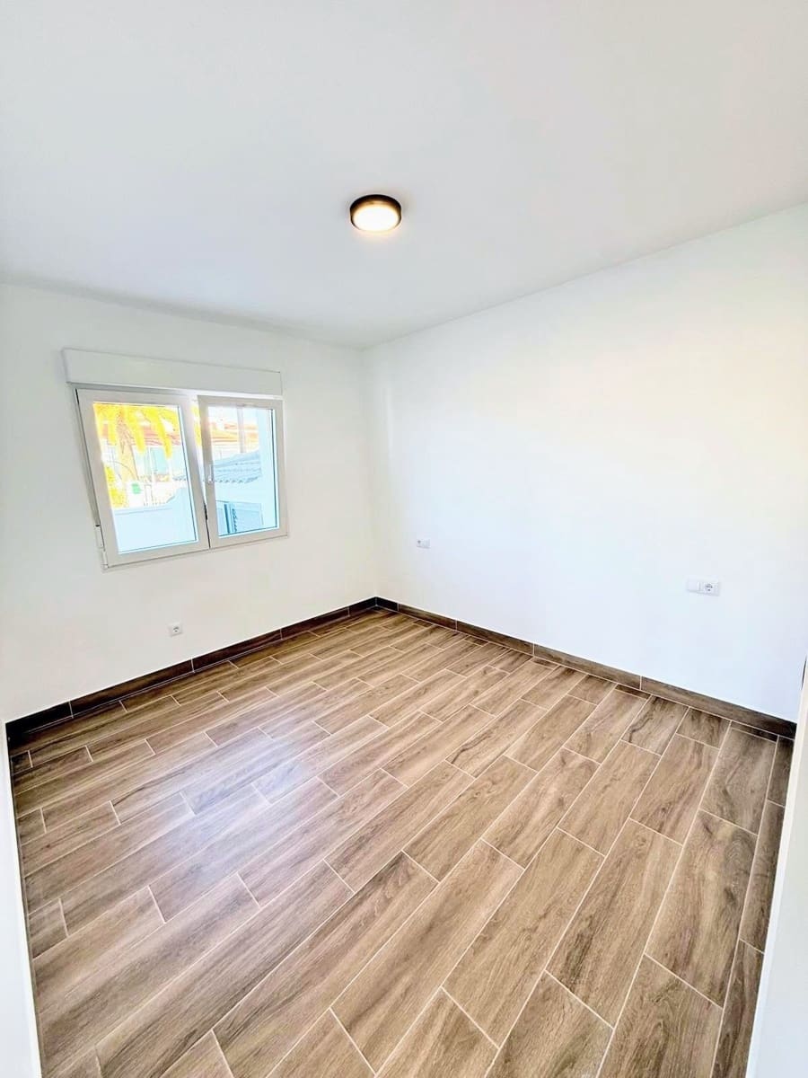 3 soveværelse Villa til salg i Ciudad Quesada med garage - € 249.000 (Ref: 9741672)