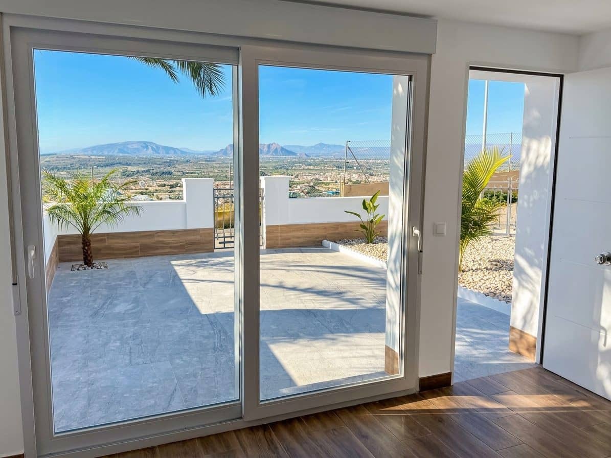 3 bedroom Villa for sale in Rojales with pool garage - € 249,000 (Ref: 9741672)