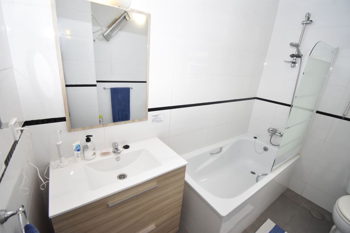 1 bedroom Apartment for sale in Mijas with pool - € 270,000 (Ref: 9751852)