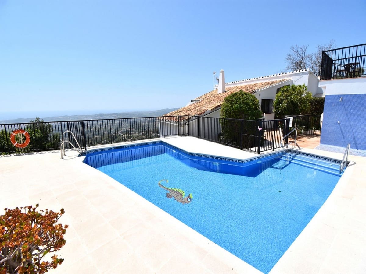 1 bedroom Apartment for sale in Mijas with pool - € 270,000 (Ref: 9751852)