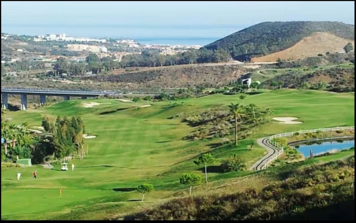 2 chambre Appartement à vendre à Riviera del Sol avec piscine - 310 000 € (Ref: 9751854)