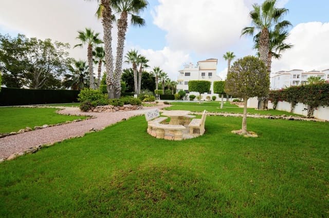 3 makuuhuone Huoneisto myytävänä paikassa Villamartin, Orihuela mukana uima-altaan 
autotalli - 239 000 € (Ref: 9751857)