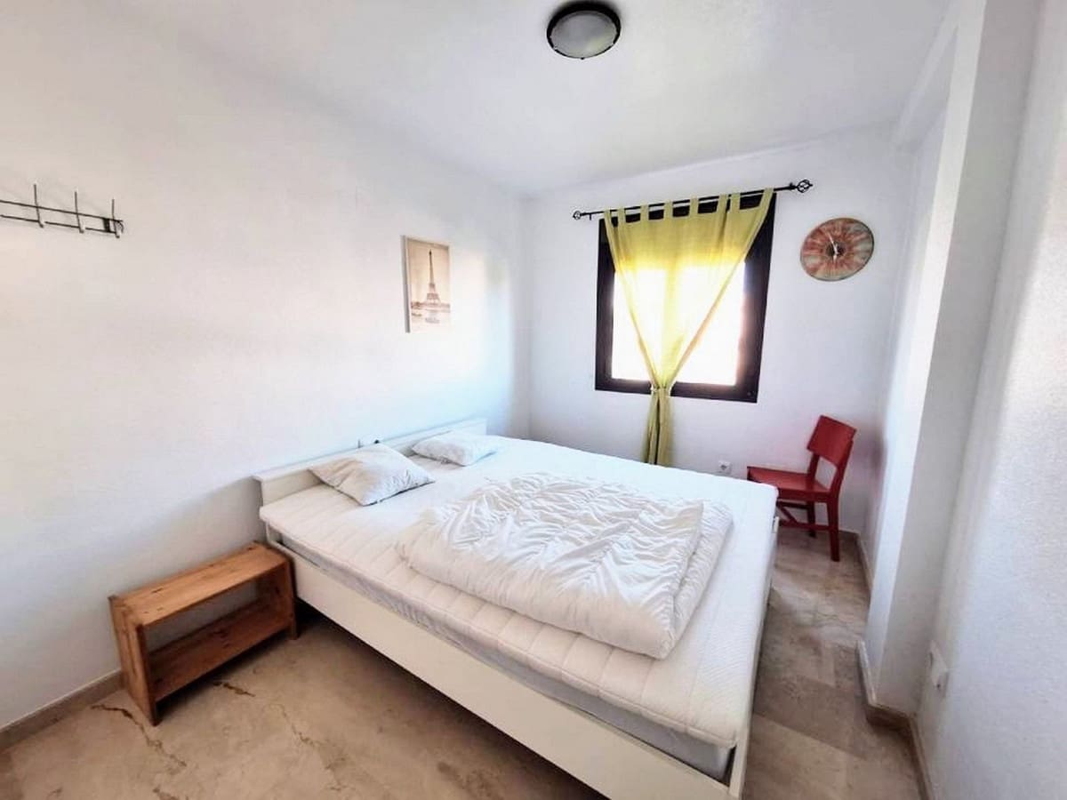 3 makuuhuone Huoneisto myytävänä paikassa Villamartin mukana uima-altaan 
autotalli - 239 000 € (Ref: 9751857)