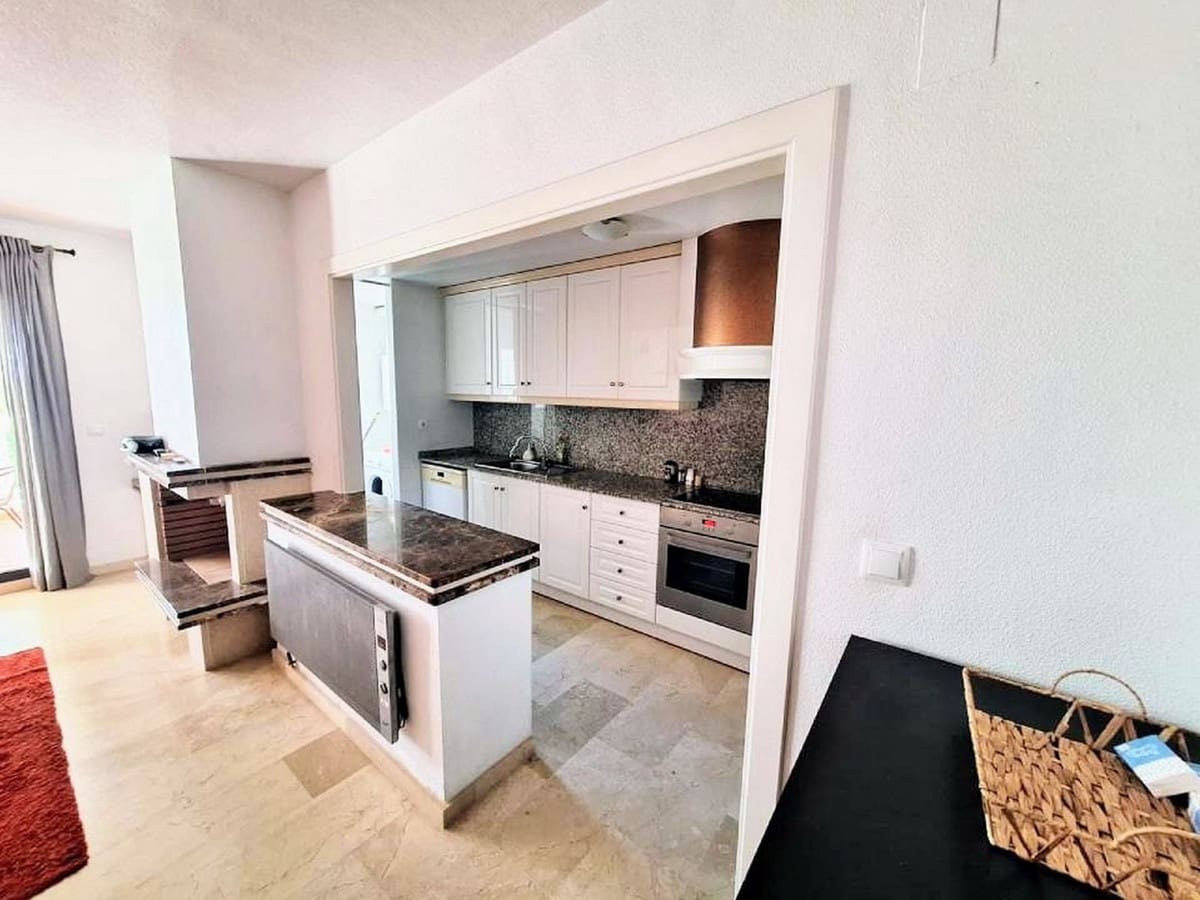 3 soverom Leilighet til salgs i Villamartin med svømmebasseng garasje - € 239 000 (Ref: 9751857)