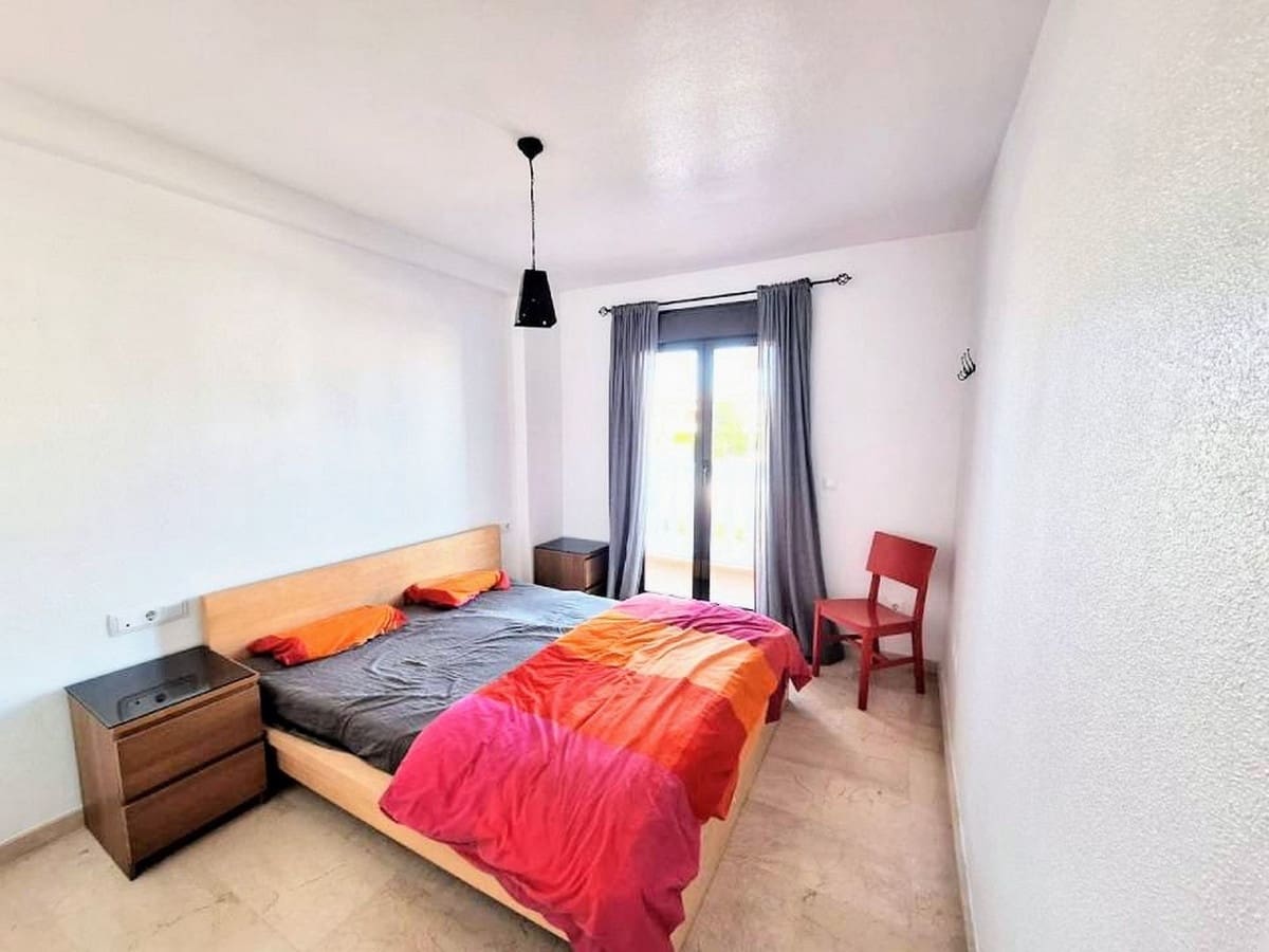 3 soverom Leilighet til salgs i Villamartin med svømmebasseng garasje - € 239 000 (Ref: 9751857)