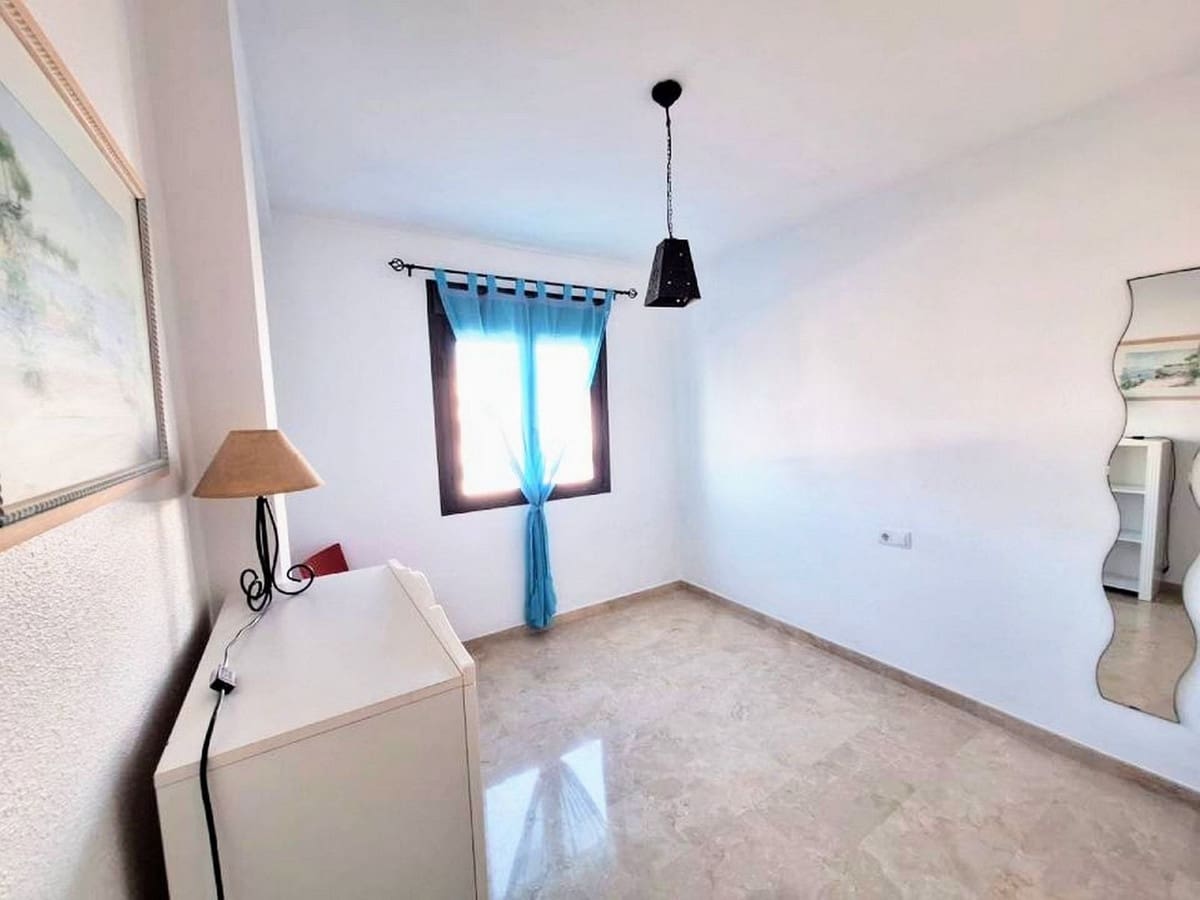 3 soverom Leilighet til salgs i Villamartin med svømmebasseng garasje - € 239 000 (Ref: 9751857)