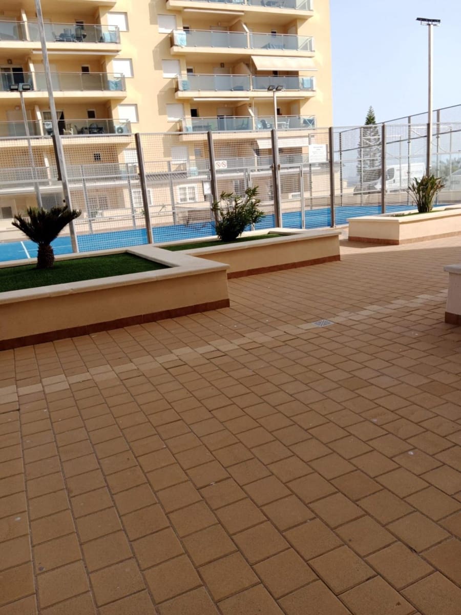 Apartamento Playa de 2 habitaciones en La Manga del Mar Menor en venta - 225.000 € (Ref: 9751861)