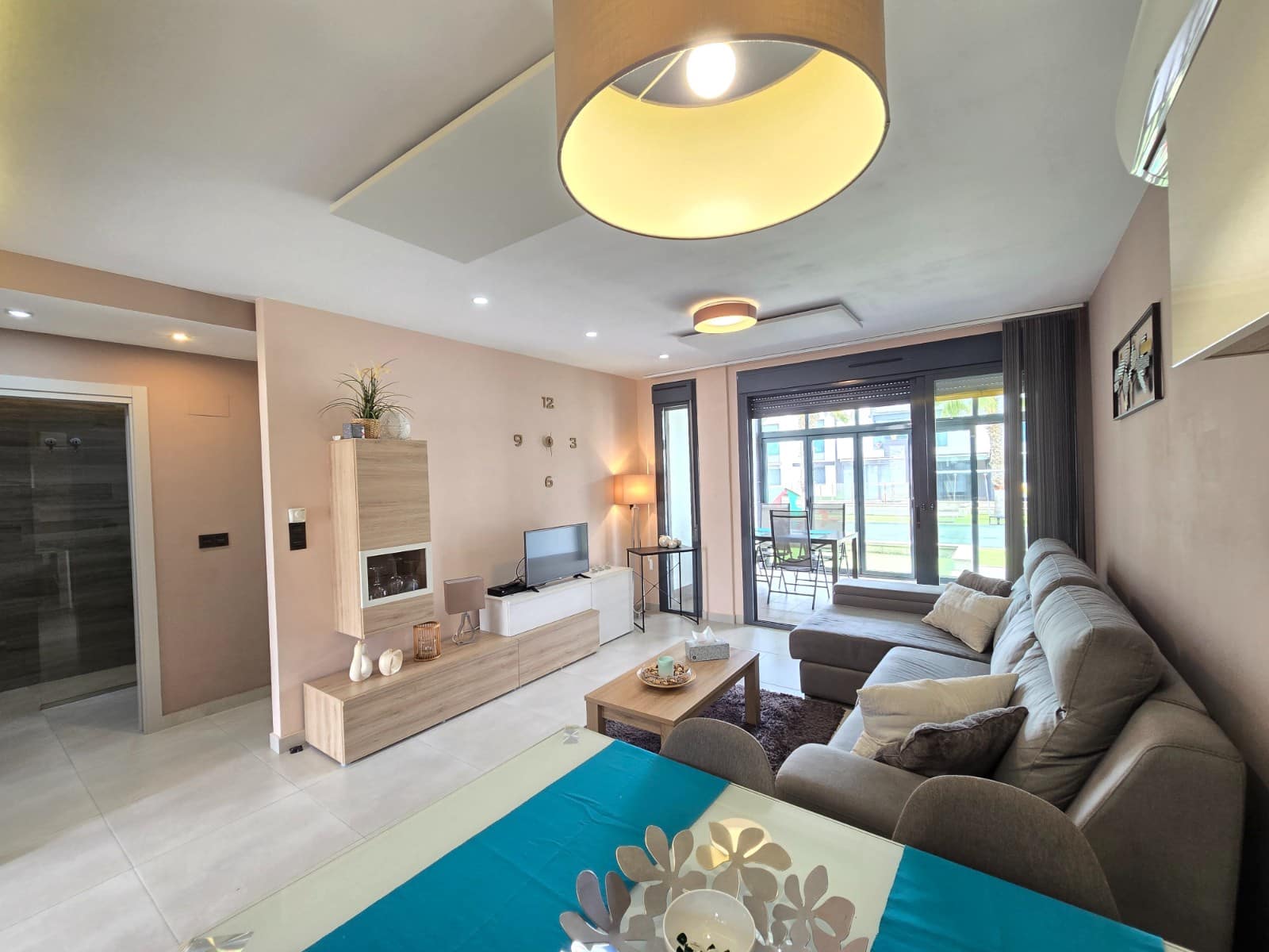 2 soverom Leilighet til salgs i Orihuela Costa med svømmebasseng garasje - € 259 900 (Ref: 9751862)
