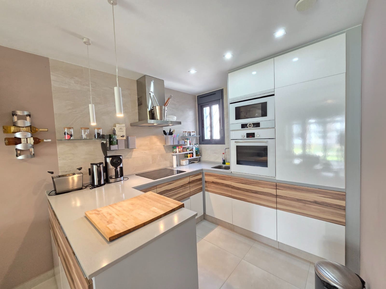 2 soverom Leilighet til salgs i Orihuela Costa med svømmebasseng garasje - € 259 900 (Ref: 9751862)