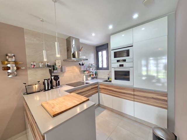 2 soverom Leilighet til salgs i Orihuela Costa, Orihuela med svømmebasseng garasje - € 259 900 (Ref: 9751862)